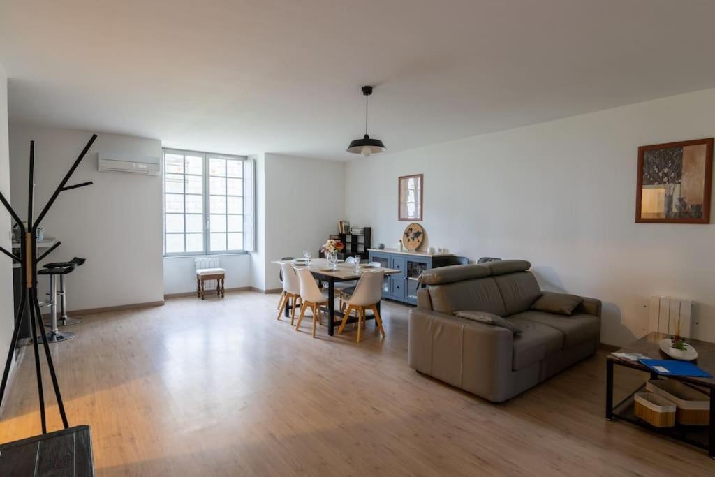 Superbe Appartement سوموور المظهر الخارجي الصورة